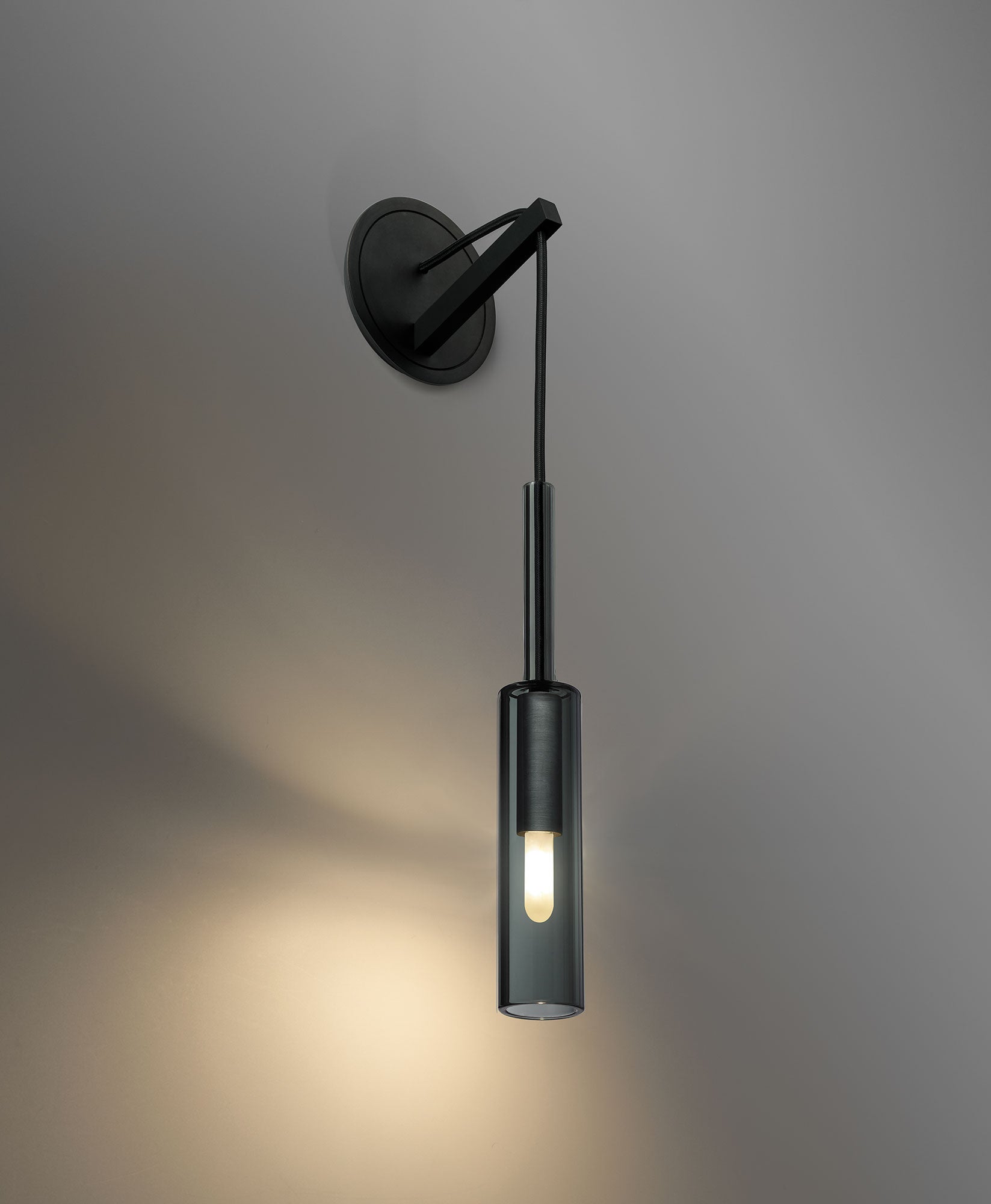 Charlot Sconce