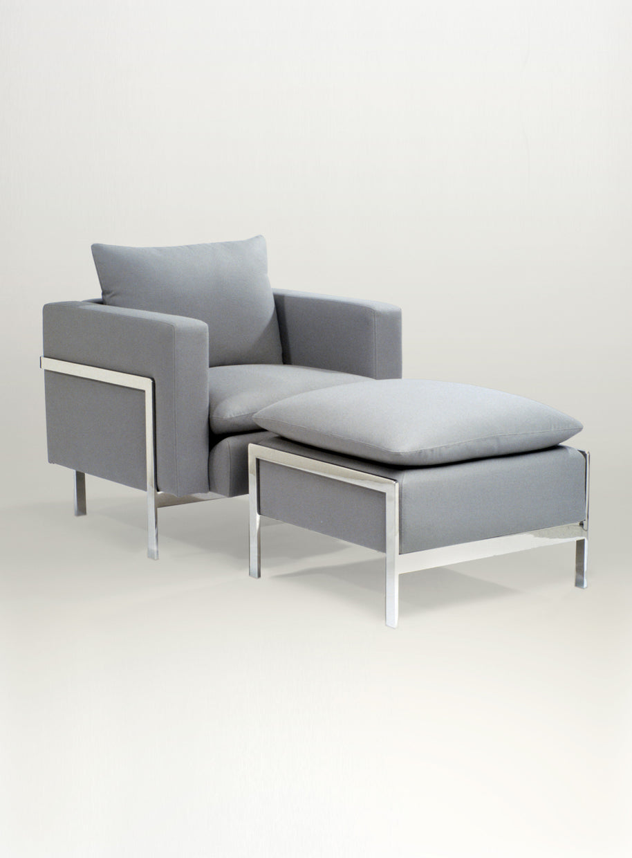 Classic Lounge Chair
