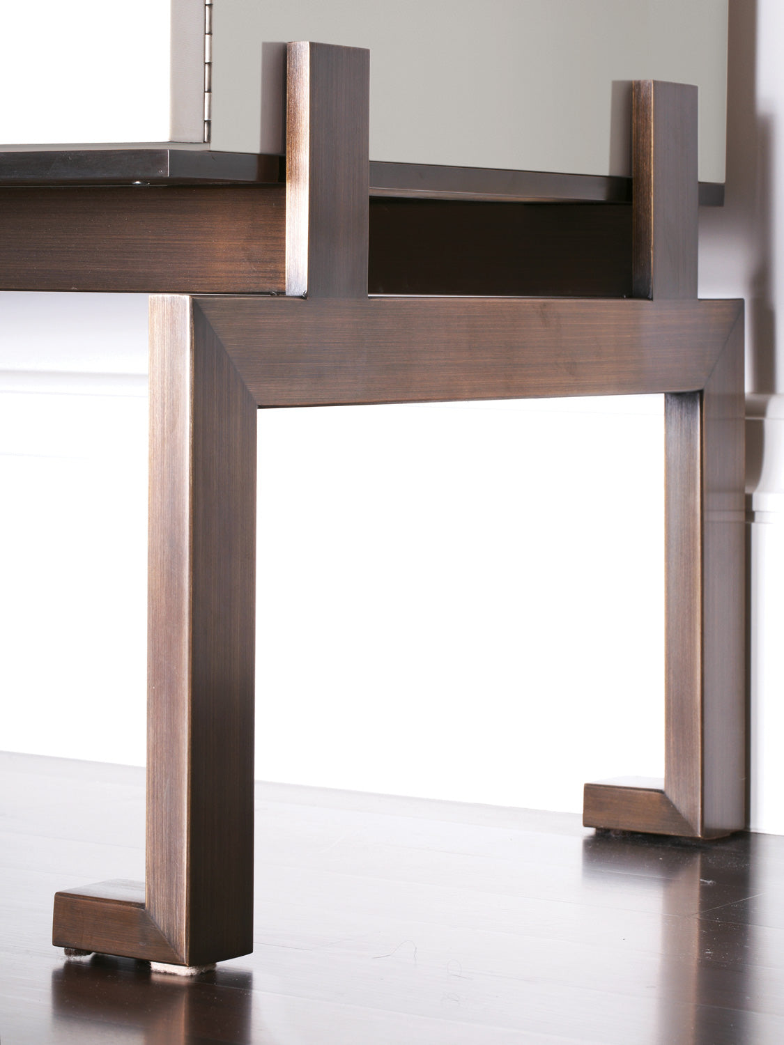 Pandora Cabinet