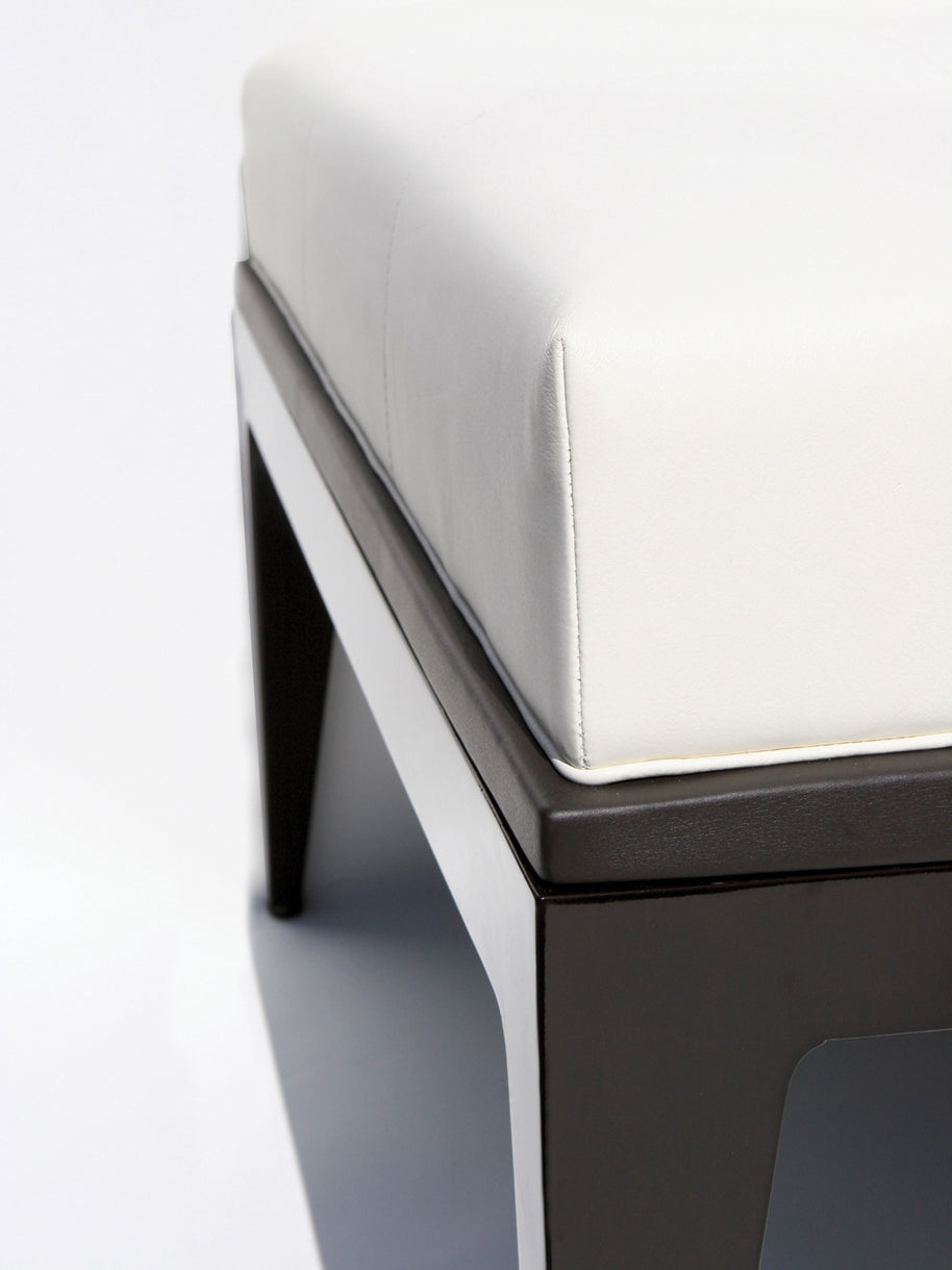 Plaza Lounge Chair