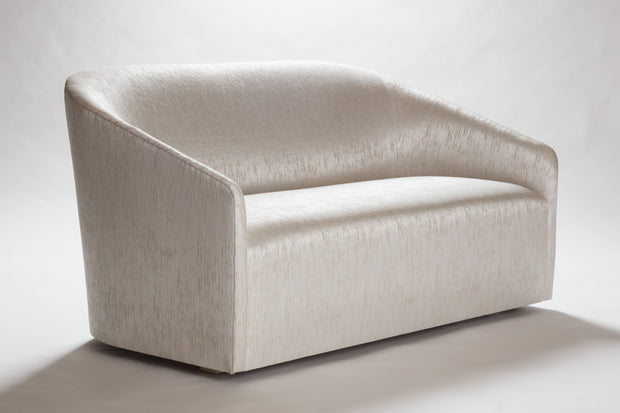Rotunda Settee