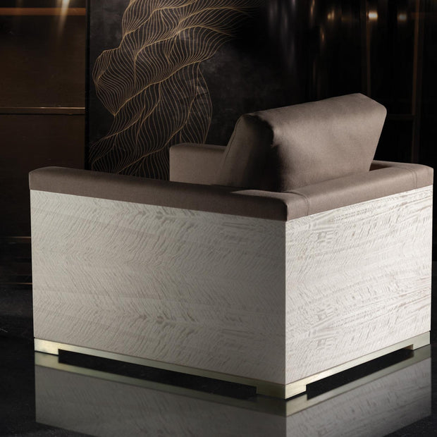Tramonto Lounge Chair