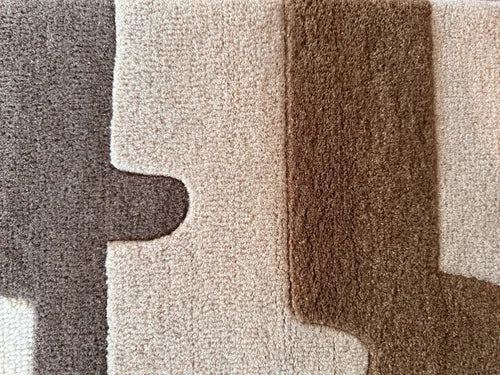 TUFTED HORIZON RUNNER