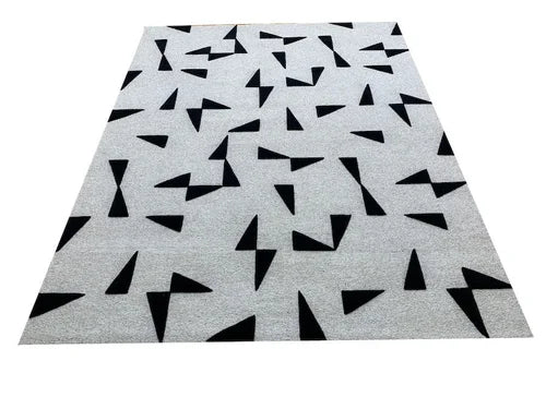 TRIANGLES SUMAC