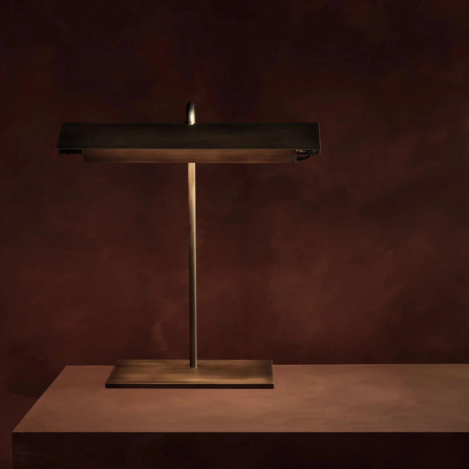 AVA TABLE
